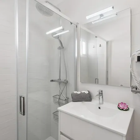 Ocean Breeze Penthouse Floritas Appartement